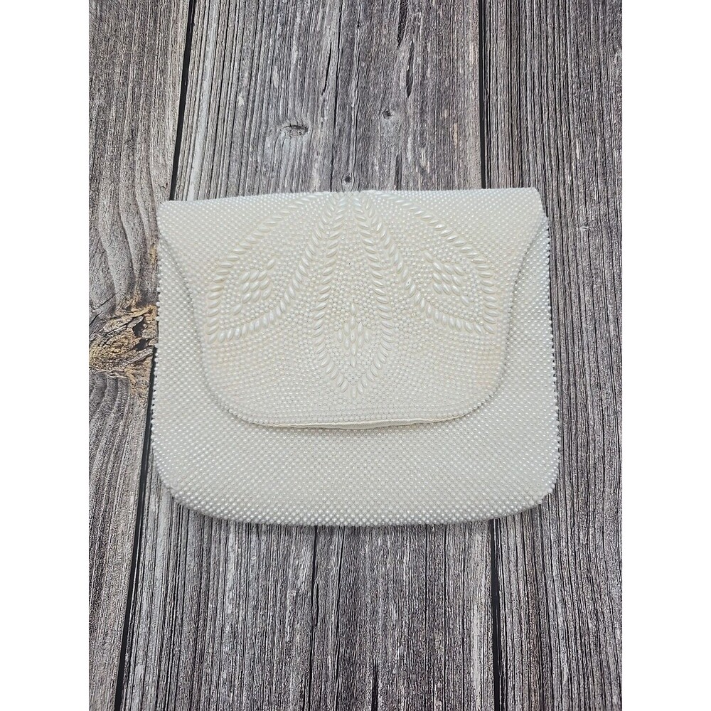 Vintage Seed Bead Clutch made in Hong Kong Unbranded White Purse Fabric
